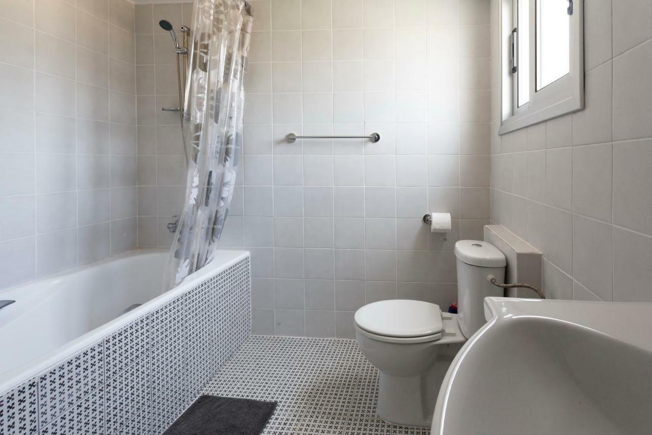 Coral Bay Sea Breeze Apartments - 3 Bedroom Apartment بييا المظهر الخارجي الصورة