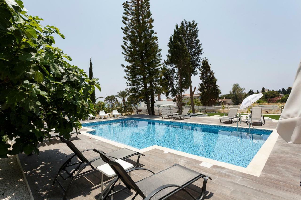 Coral Bay Sea Breeze Apartments - 3 Bedroom Apartment بييا المظهر الخارجي الصورة
