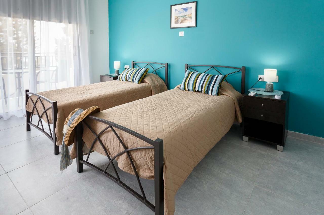 Coral Bay Sea Breeze Apartments - 3 Bedroom Apartment بييا المظهر الخارجي الصورة