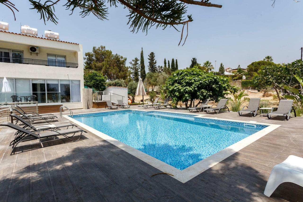 Coral Bay Sea Breeze Apartments - 3 Bedroom Apartment بييا المظهر الخارجي الصورة
