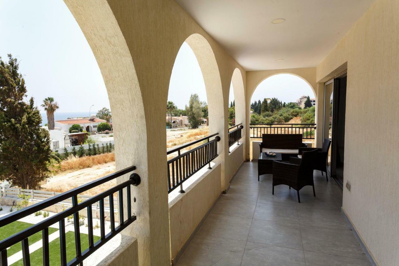 Coral Bay Sea Breeze Apartments - 3 Bedroom Apartment بييا المظهر الخارجي الصورة